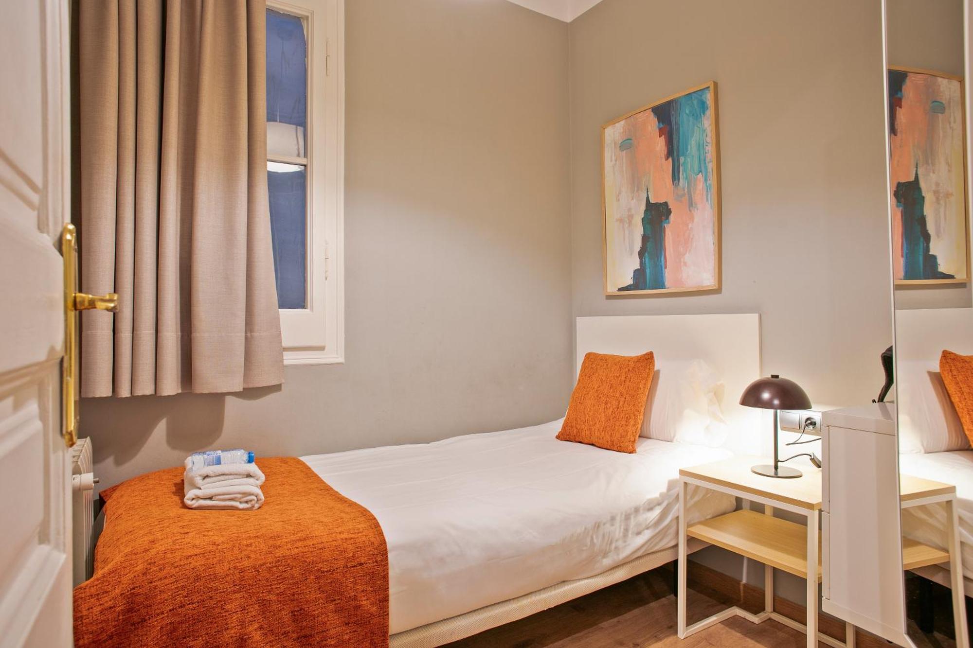 Alcam Entenza Barcelona Exterior foto